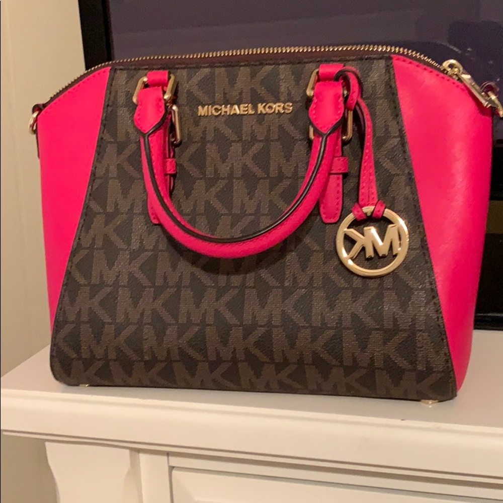 Michael kors small handbag